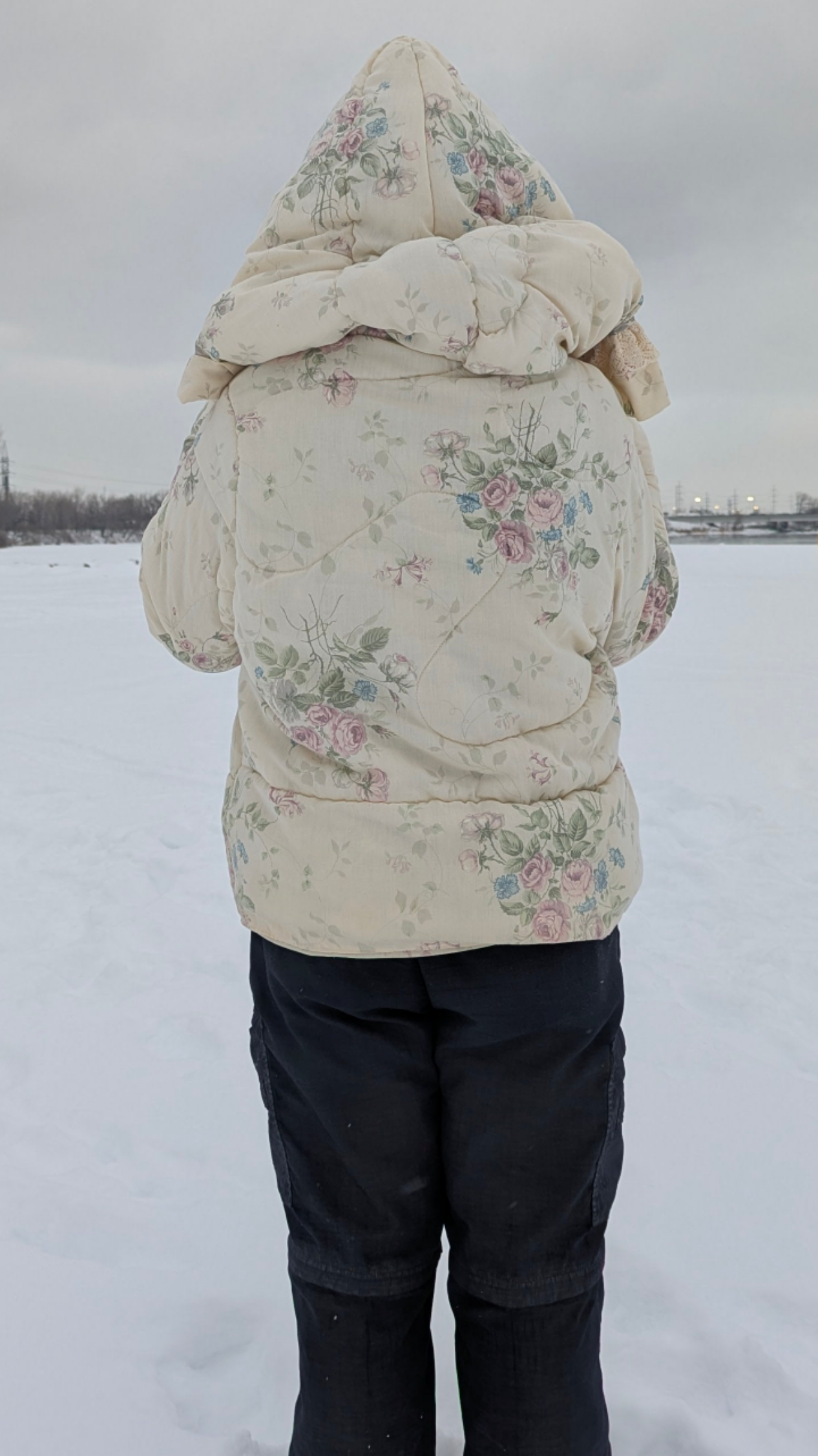 Hoodie « Jardin dentellé », LARGE