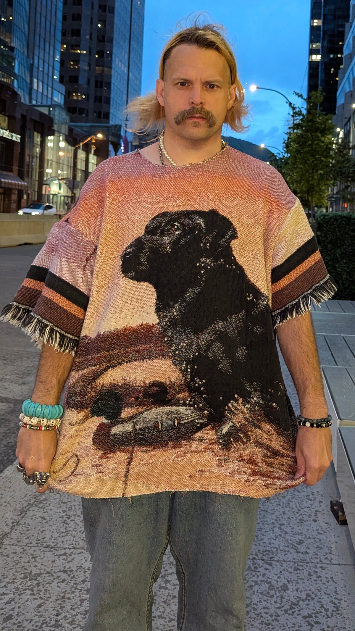 T-shirt en tapisserie tissée « Black dog », XL