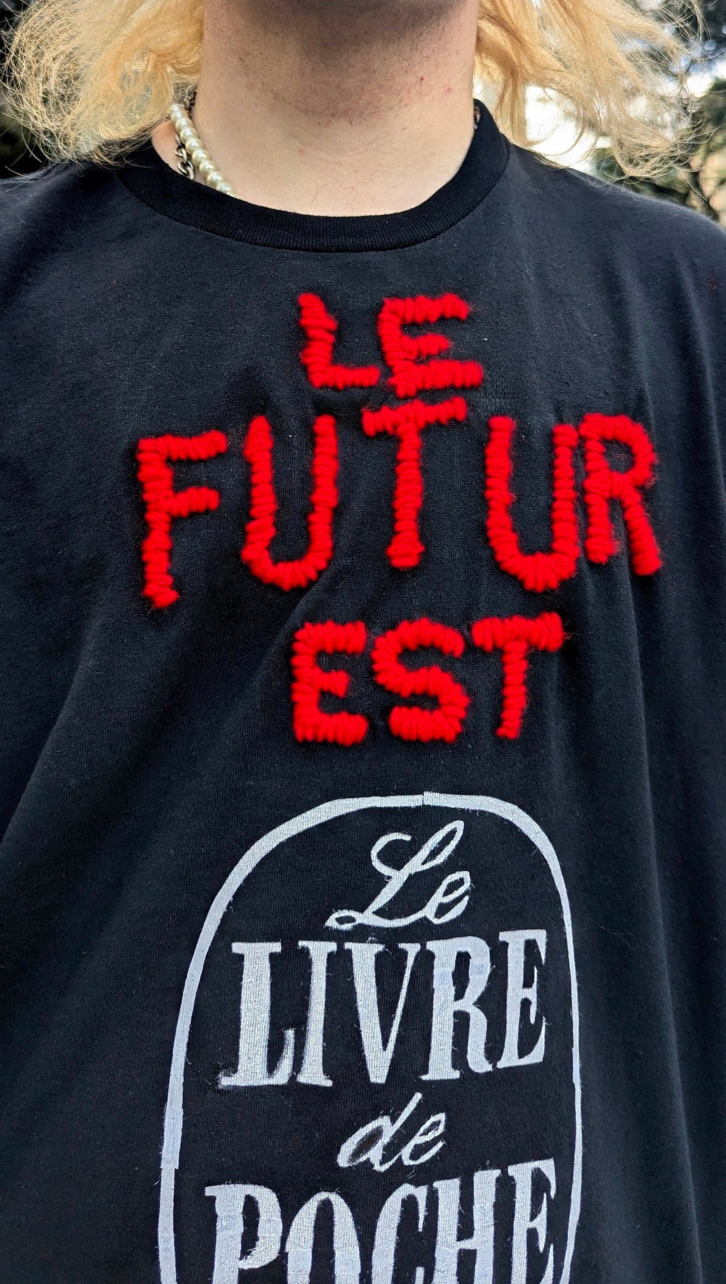T-shirt « Le futur est livre », XL