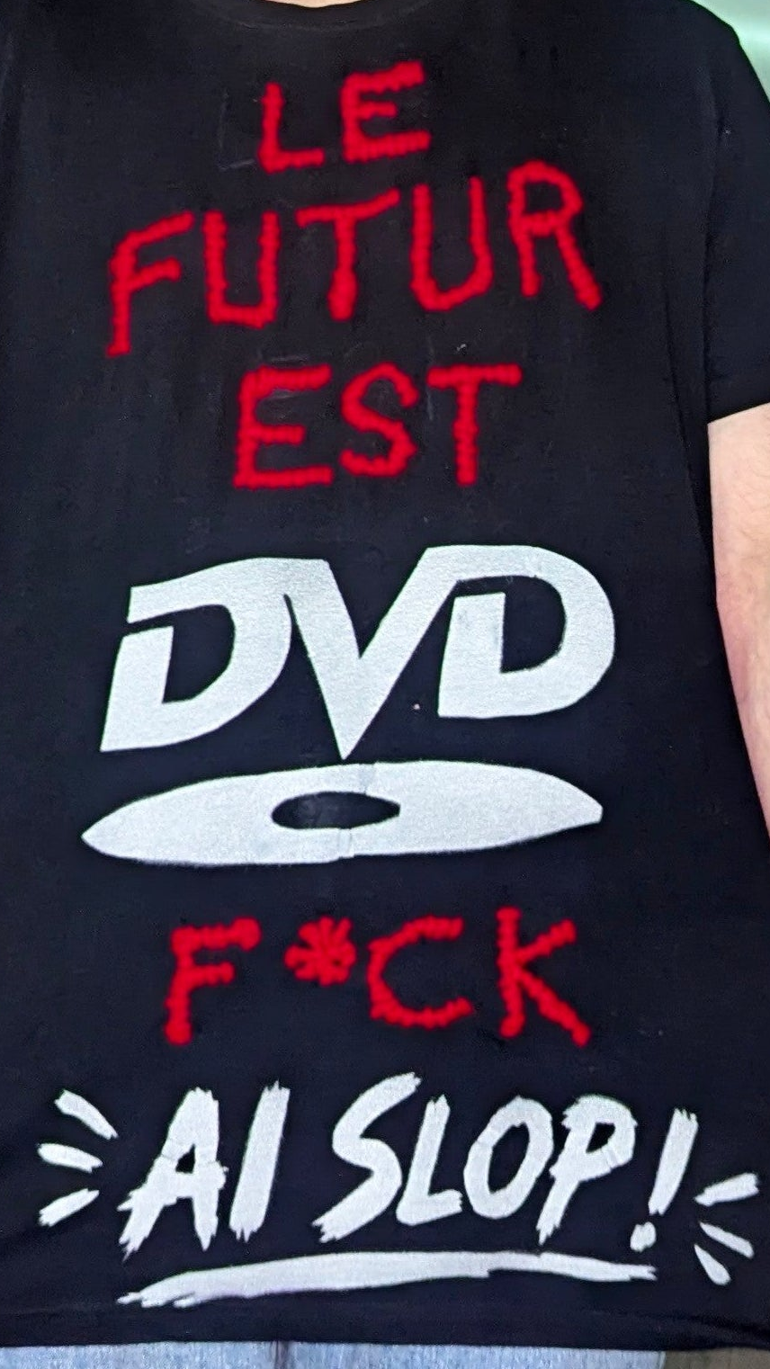 T-shirt « Le futur est DVD », LARGE