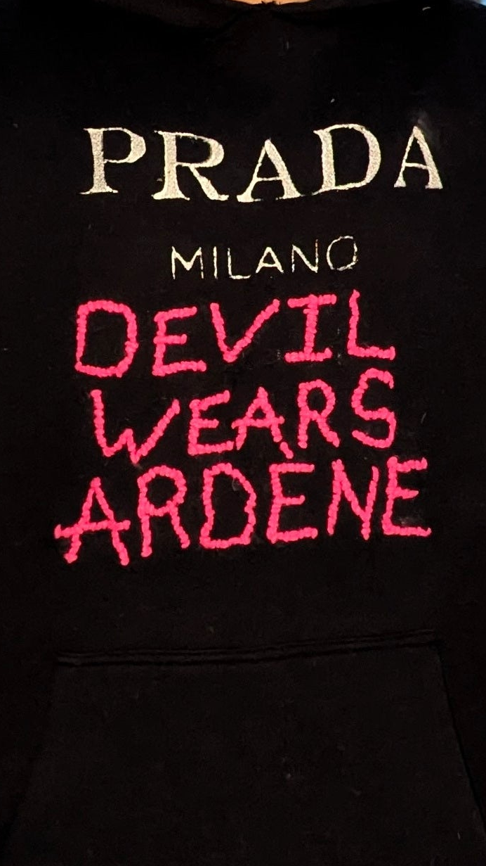 Hoodie « Devil Wears », LARGE